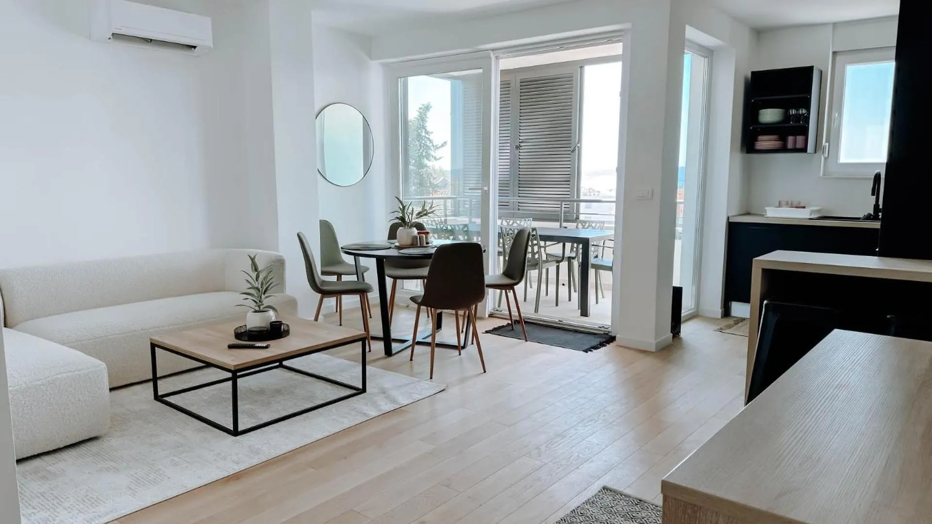 3 Bedroom Apartment La Casa Marcina Zadar